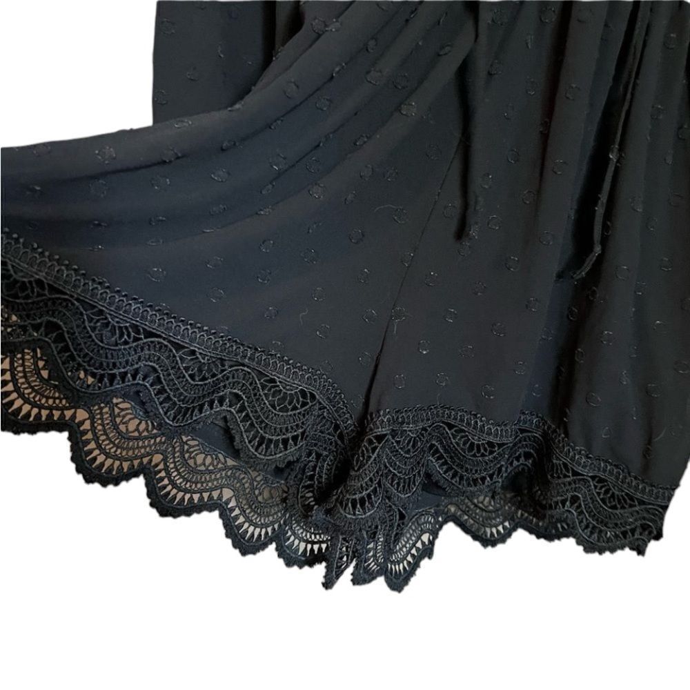 Express black lined romper‎ - Picture 11 of 12